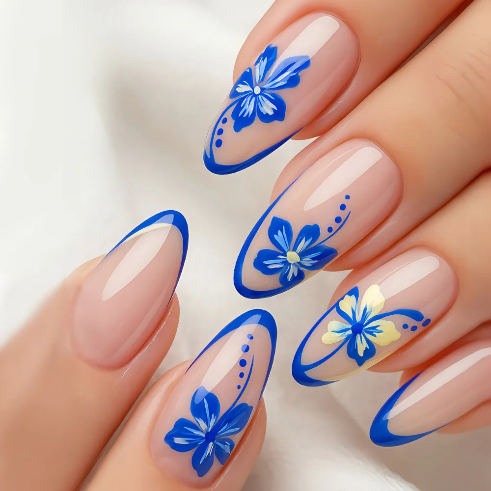 Faux Ongles Press-On Floraux – Motif Fleurs Blanches Printemps-Été – Taille Moyenne – Finition Brillante